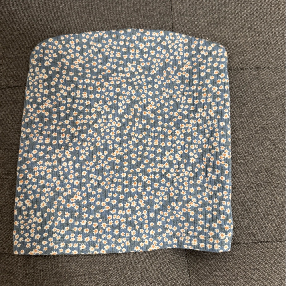 American Eagle Blue Floral tube top